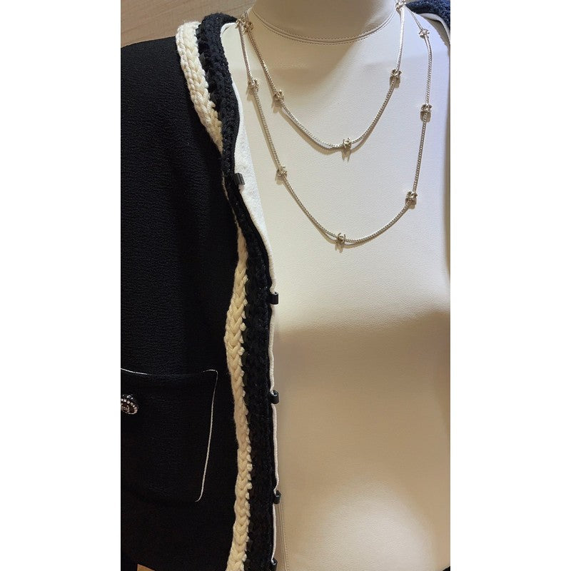 18K  Chanel 24B Flowers Long Necklace